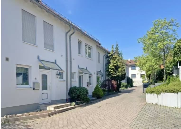 Wohnen mit Charakter: Einfamilienhaus in Wiesbaden-Naurod